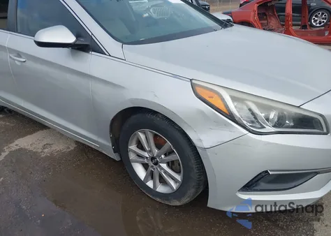 2016 Hyundai Sonata z USA, uszkodzony, nr VIN 5NPE24AF6GH404766